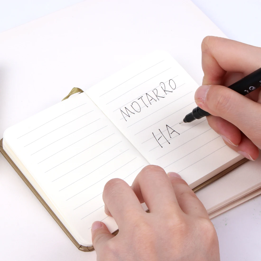 MOTARRO 1Pcs A7 Notebook Gold Silver Notepad Mini Memo Ins Hand Ledger for Student School Office Supplies Notepad thumbnail 4