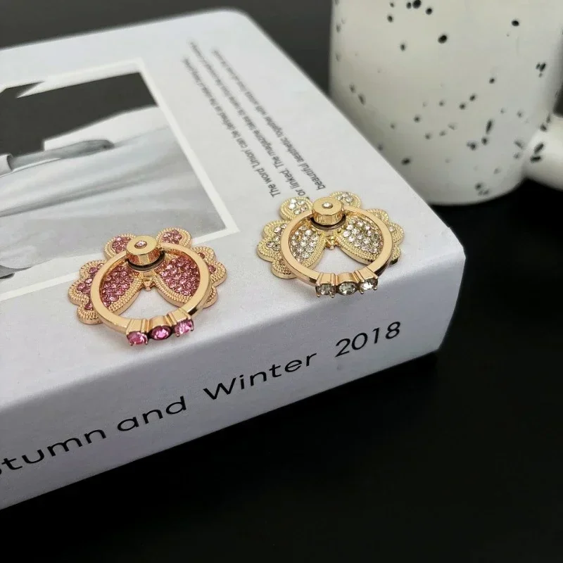New Diamond Butterfly Finger Ring Mobile Phone Holder 360 Rotating Universal Desktop Bracket Phone Accessories thumbnail 5