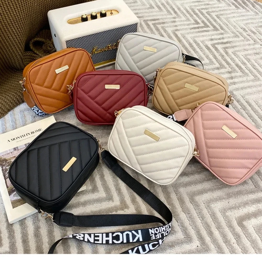 Shoulder Bag High Quality Women's PU Rolling Strip Camera Bag Shoulder Bag Mobile Phone Bag Casual Crossbody Bag thumbnail 6
