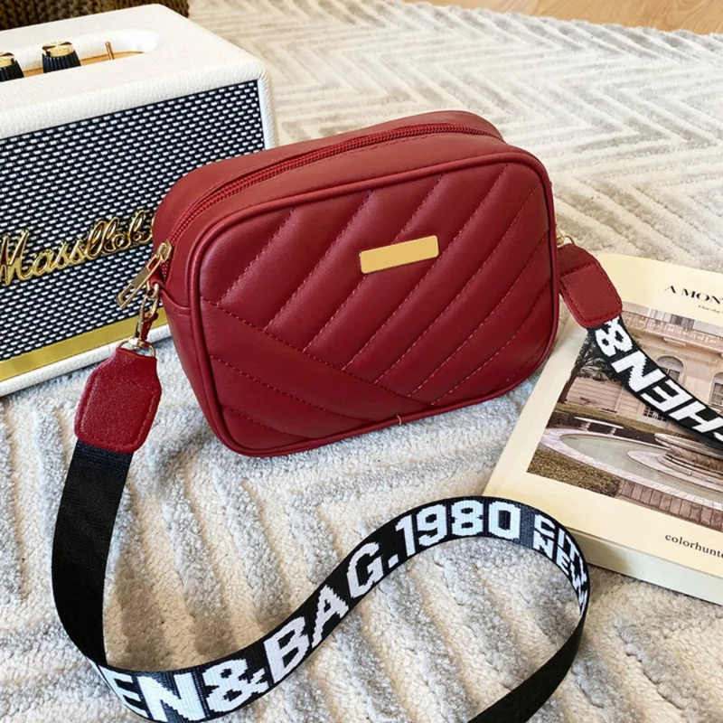 Shoulder Bag High Quality Women's PU Rolling Strip Camera Bag Shoulder Bag Mobile Phone Bag Casual Crossbody Bag thumbnail 4