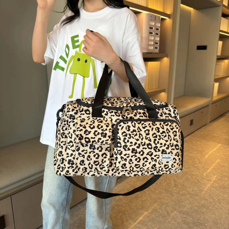 Classic Leopard Print Large Capacity Leisure Luggage Bag With Multiple Pockets And Shoe Compartment Sports Fitness Travel Bag thumbnail 2
