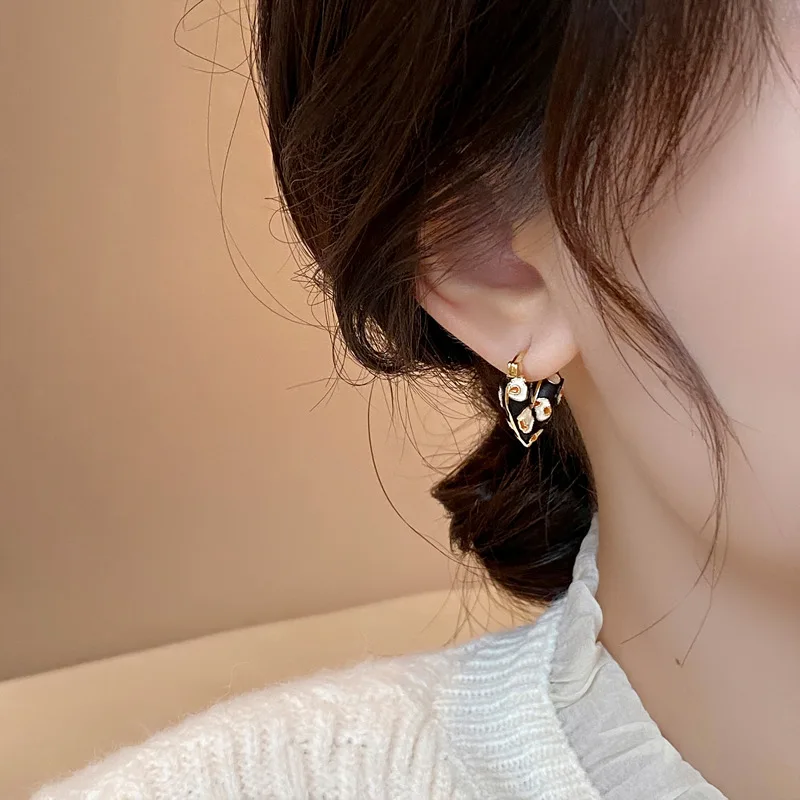2026 Trendy Red Dripping Oil Heart Hoop Earrings For Women Girls Korean Elegant Love Dangle Earring Jewelry Gift thumbnail 4