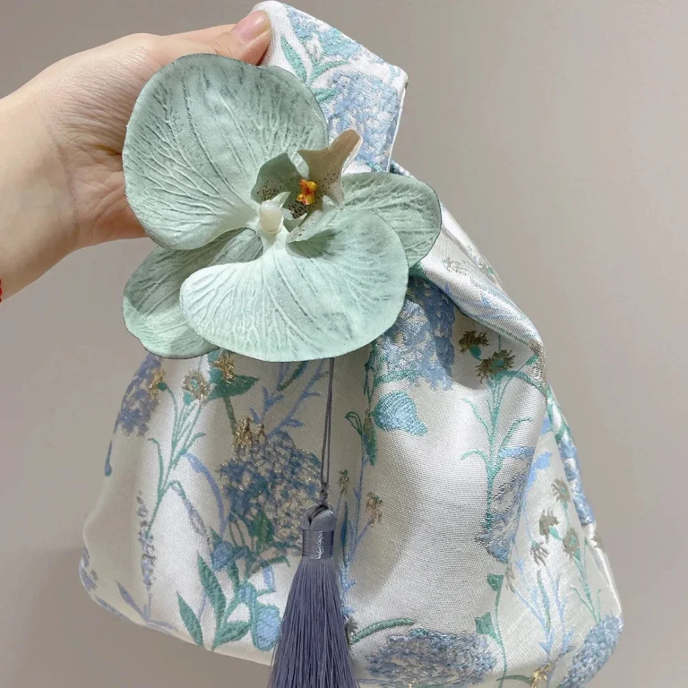Flower Pendant Lunch Bag Cosmetic Bag New Chinese Style Handbag Tassel Knot Wrist Bag Small Item Pouch Cheongsam Accessories thumbnail 5