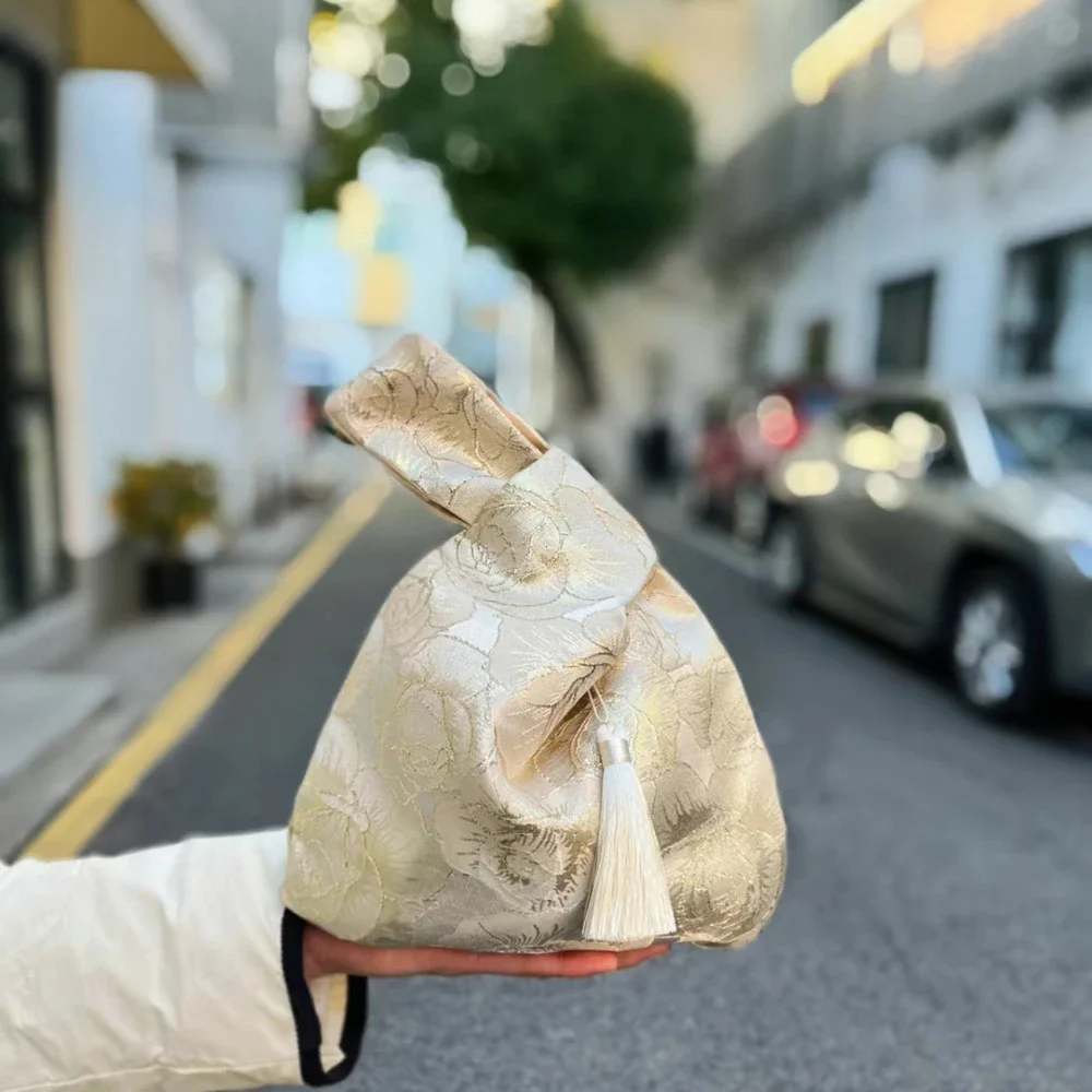 Flower Pendant Lunch Bag Cosmetic Bag New Chinese Style Handbag Tassel Knot Wrist Bag Small Item Pouch Cheongsam Accessories thumbnail 2