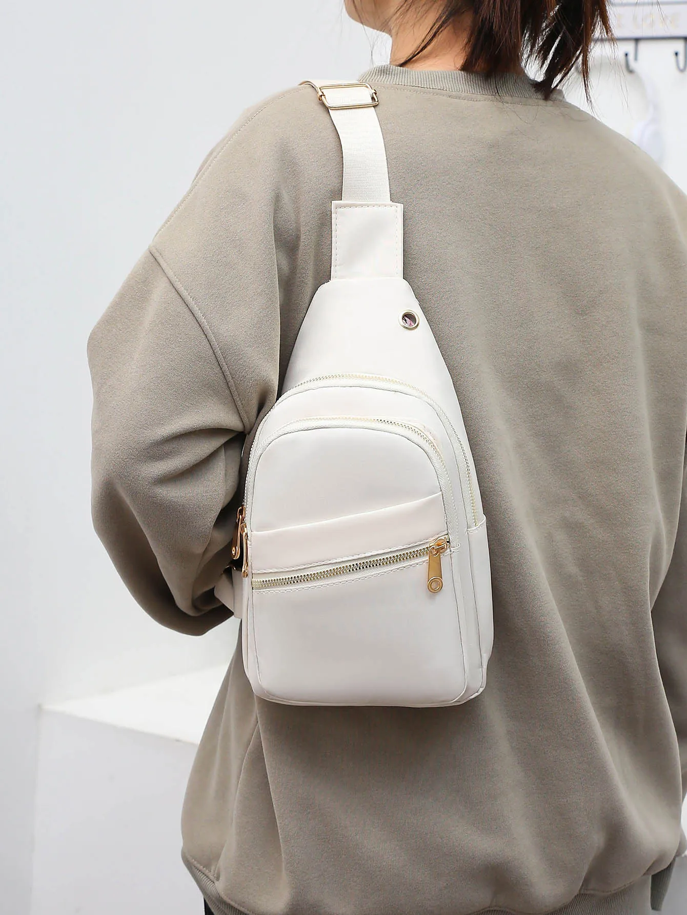 Chest Bag Women Sling Bags Crossbody Casual Multi Pockets Sling Messenger Shoulder Bags Outdoor Travel Commuting Satchel Bags thumbnail 6