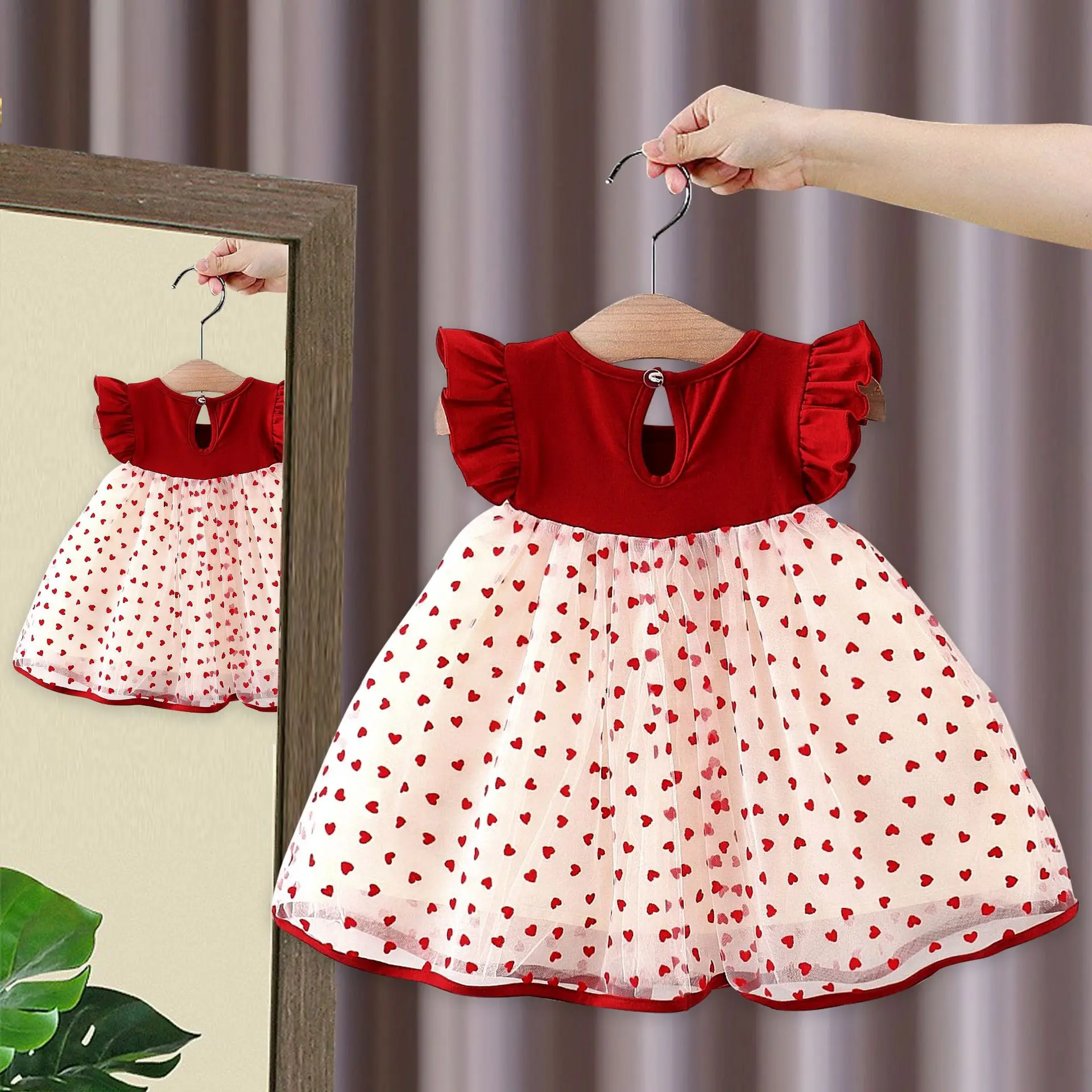(0-3 Years Old) Summer Baby Girl Bow Flying Sleeves Princess Dress Girl Korean Edition Little Love Birthday Dress thumbnail 2