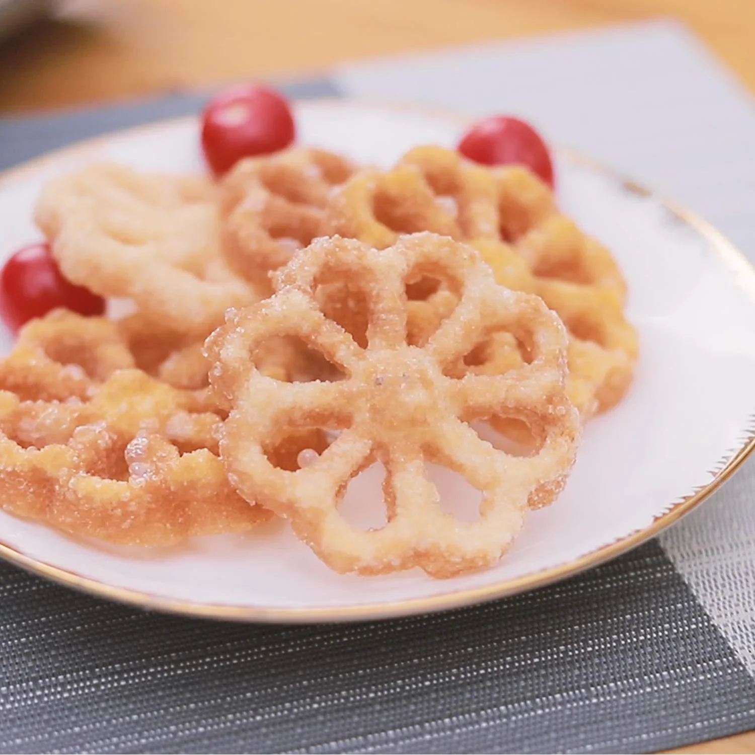 Cast Rosette Iron Mold Set Bunuelos Mold with Handle Timbale Pastry Tools Achappam Cookie Maker for Kitchen Baking Cooking thumbnail 6