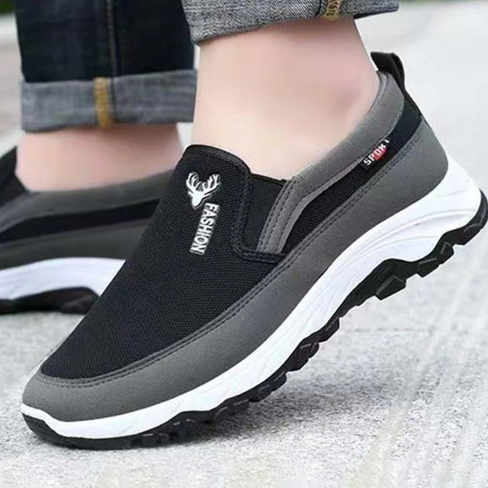 Men Casual Canvas Shoes Lightweight Summer Mesh Shoes Breathable Slip on Flats Men Fashion Walking Shoes Soft Loafers for Men thumbnail 5