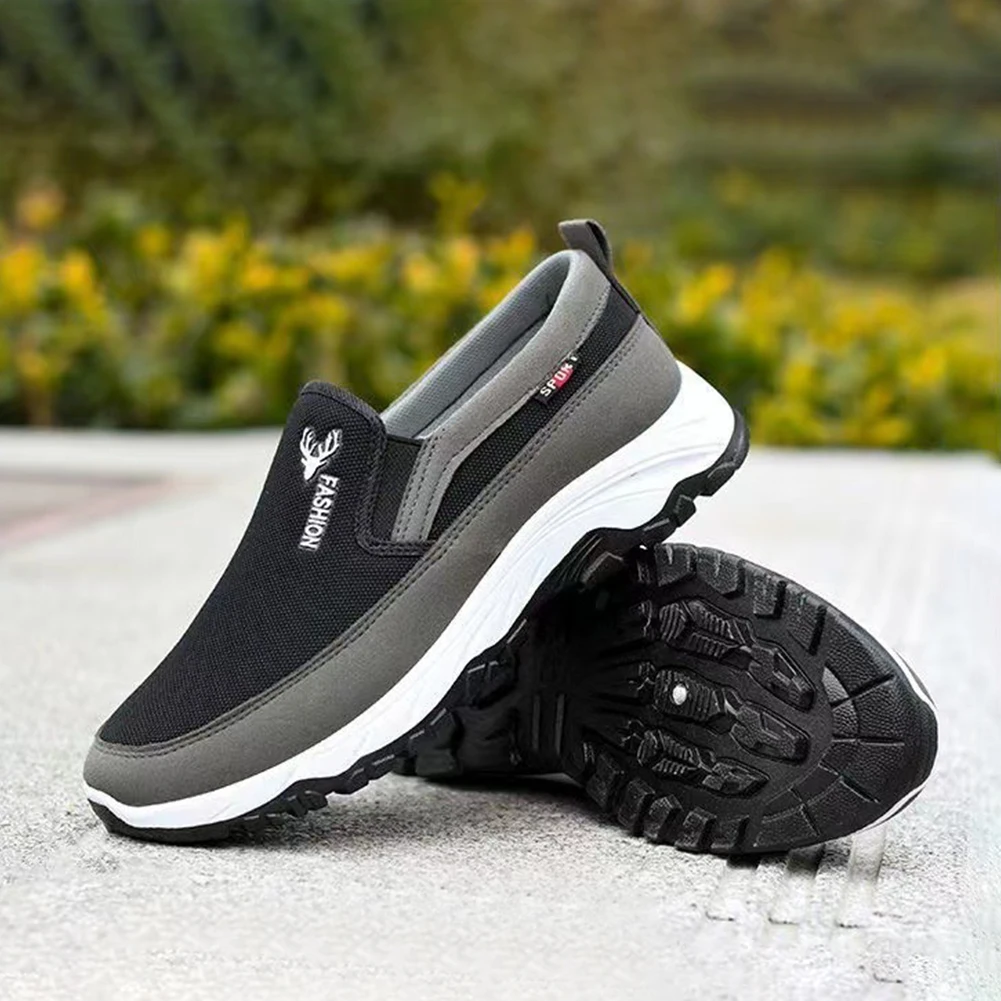 Men Casual Canvas Shoes Lightweight Summer Mesh Shoes Breathable Slip on Flats Men Fashion Walking Shoes Soft Loafers for Men thumbnail 3