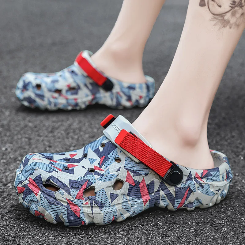 New Men's Clogs Slippers Sandal Men Garden Shoes Flat Camouflage Sandals Male Sneakers Outdoor Flip Flops Home Clogs thumbnail 6