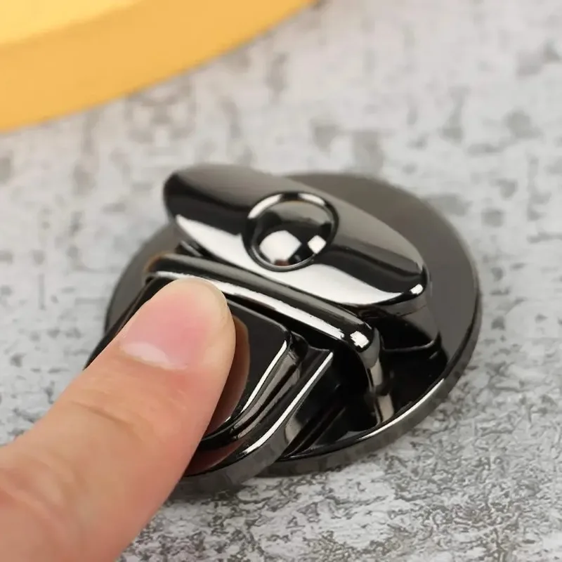 5/10pcs Metal Locks Bag Clasp Catch Buckles for Handbags Purse Tote Closures Snap Clasps DIY Craft Hardware Case Bag Accessories thumbnail 5