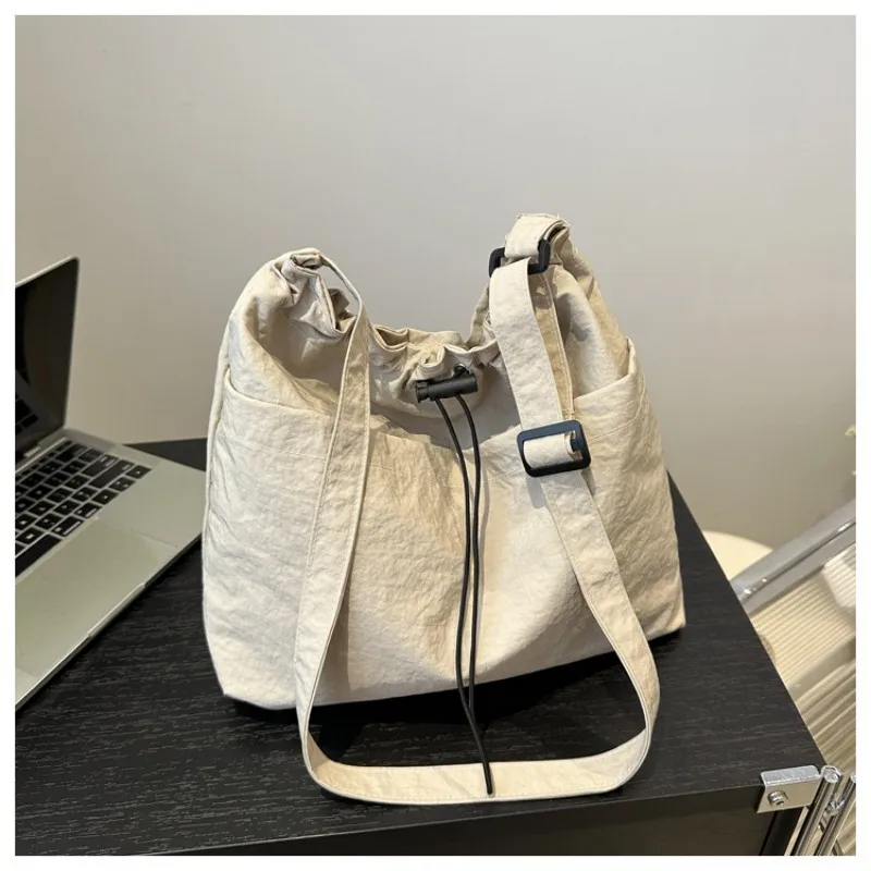 HOMEFISH Large Capacity Versatile Shoulder Bag for Women's Summer Popular Lightweight Crossbody Bag Minimalist Tote Handbag
