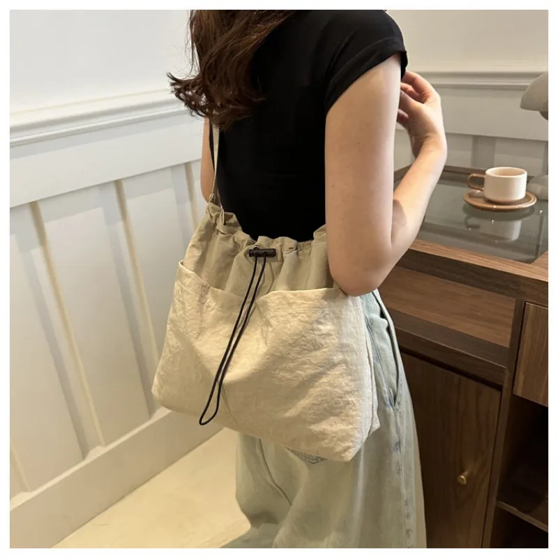 HOMEFISH Large Capacity Versatile Shoulder Bag for Women's Summer Popular Lightweight Crossbody Bag Minimalist Tote Handbag thumbnail 2