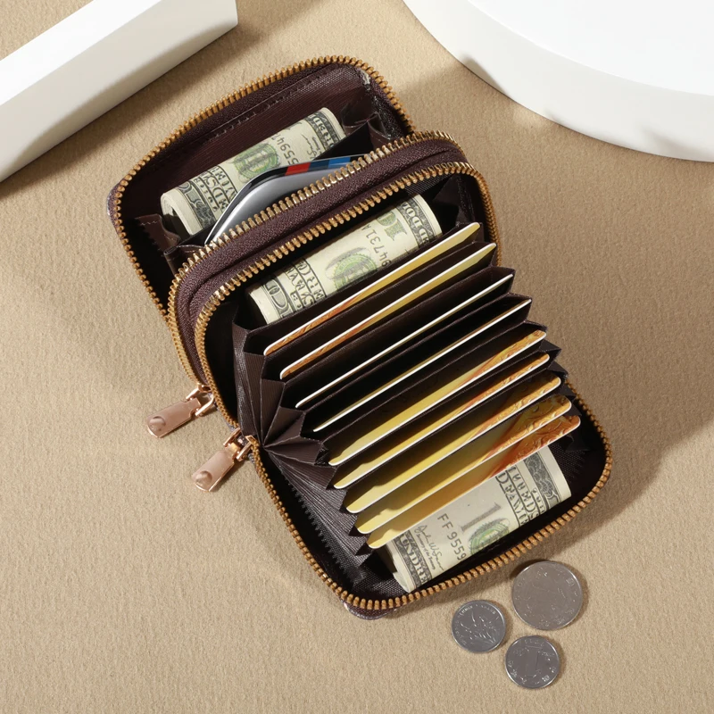 Chic Vintage Zippered Card Holder Wallet for Women - Secure Multi-Card Slots, Fashionable Faux Leather with Coin PurseLuxurious thumbnail 2