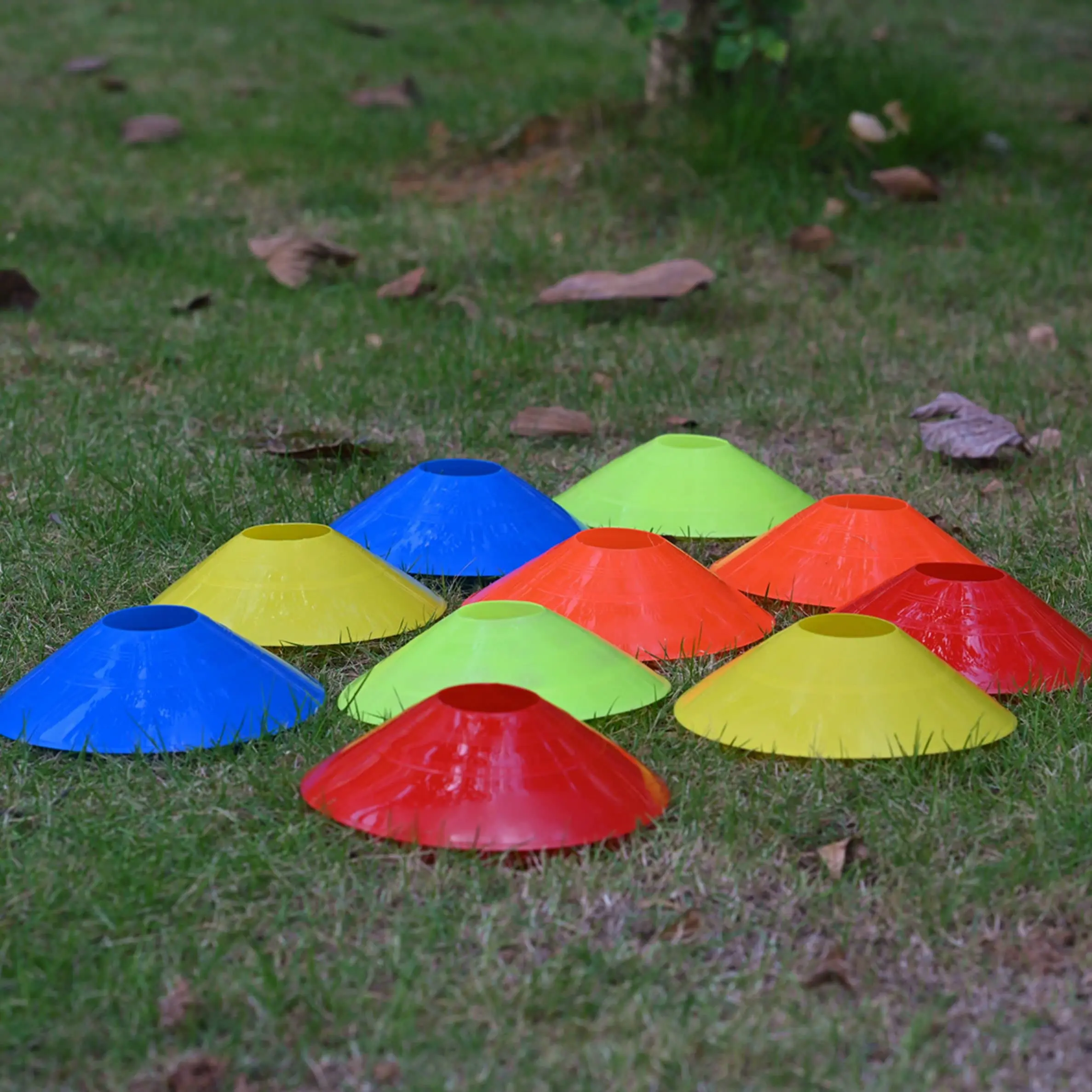 20/40/60 pcs Cone Set Soccer Football Training Equipment for Kid Disc Cones Agility Exercise Sport Training Accessories thumbnail 2
