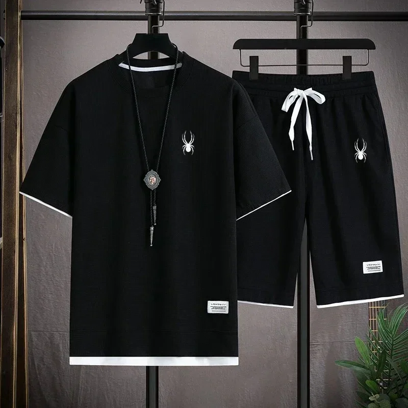 Men's short sleeved T-shirt and sports shorts set casual sportswear Korean fashion summer