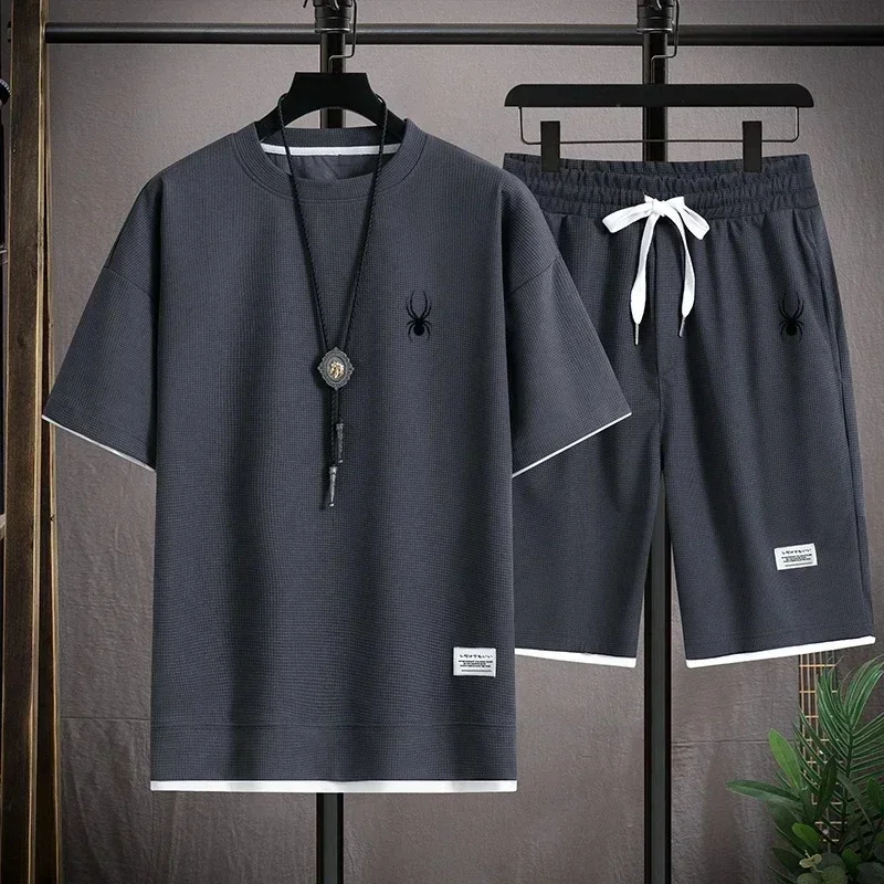 Men's short sleeved T-shirt and sports shorts set casual sportswear Korean fashion summer thumbnail 4