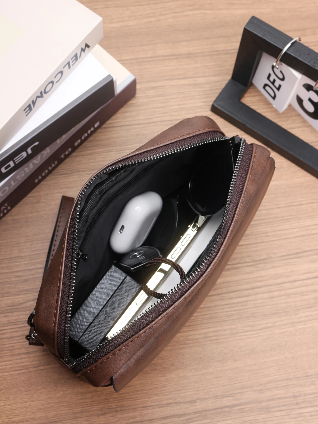 Minimalist Retro Handbag Fashion Business Casual Portable Large Capacity Multifunctional Wristlet Clutch Bag Cell Phone Bag thumbnail 4