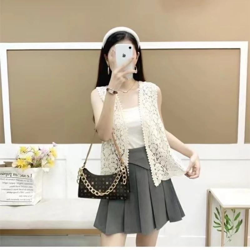 Boho Crochet Knit Vest for Women Cover Up Floral Embroidery Sleeveless Open Front Cardigan Tops Summer Vacation Outfit thumbnail 4