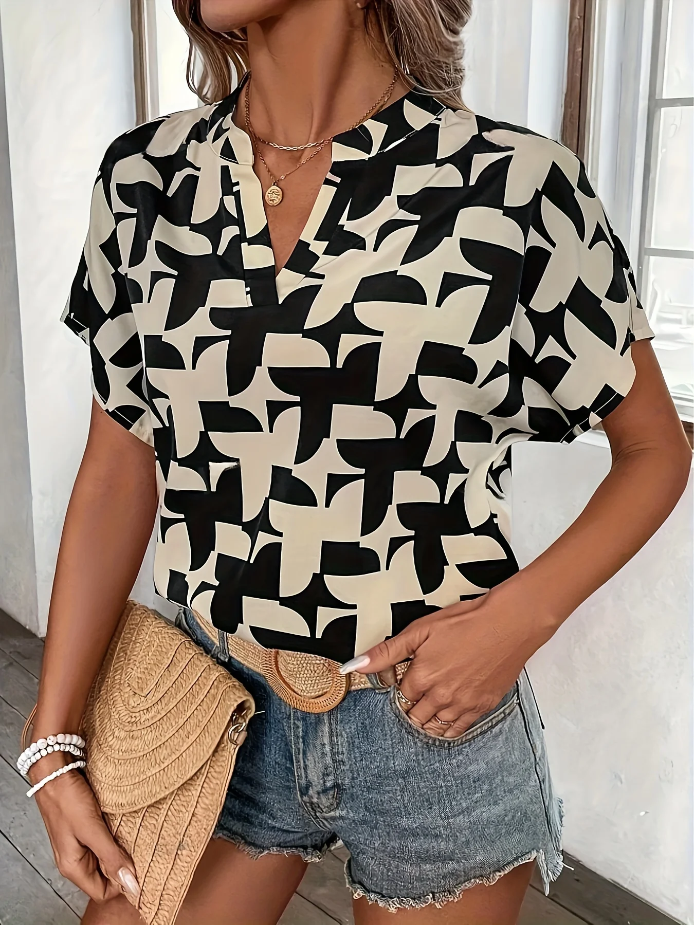Elegant Summer Women's Print Shirt Casual Office Lady Notched V Neck Batwing Sleeve Blouses Tops thumbnail 5