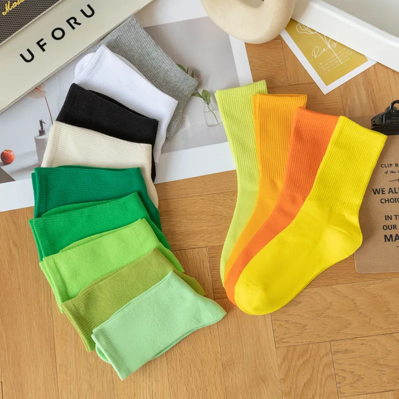 Unisex Casual Cotton Socks Round Neck Mid Tube Fashionable Solid Color Breathable Socks Autumn Women Girls Stockings Hosiery thumbnail 4