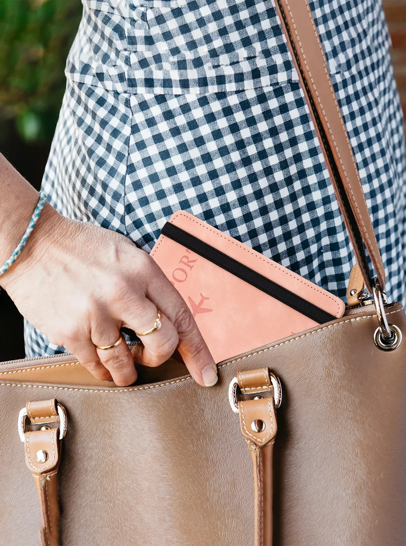 RFID Blocking Leather Card Case Passport Holder Cover Wallet Travel Accessories for Women Men thumbnail 6