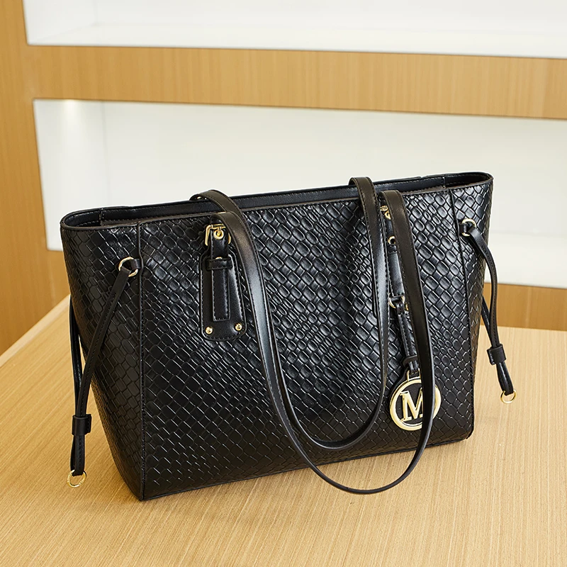 New Fashion Black Women Bag Large Capacity PU Leather Ladies Handbag Travel Female Shoulder Bag Tote Pack 토트백 sacs carré 2025 thumbnail 5