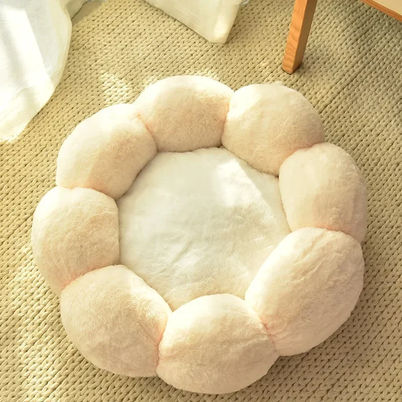 Comfortable Sleep Pet Bed Unique Flower-Shaped for Indoor and Outdoor Use Dog Mat Dog Beds for Large Dogs, Suitable For Winter thumbnail 6