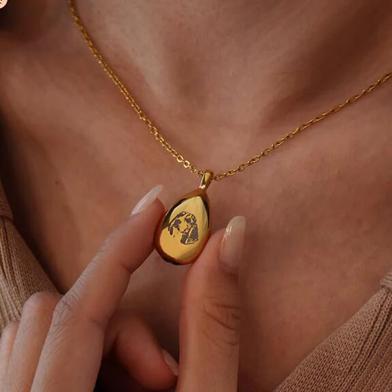 Personalized Urn Necklace Memorial Jewelry Urns for Cat/Dogs Pet Loss Gifts Pet Photo Custom Stainless Steel Pet Necklace thumbnail 6