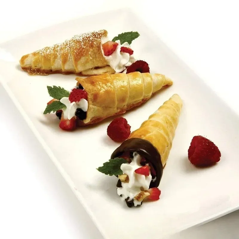 5pcs Stainless Steel Cake Tool Set Croissant Mold Pancake Tube Cone Shaped Baking Mold Kitchen Dessert Tool Cake Bread Mold thumbnail 5