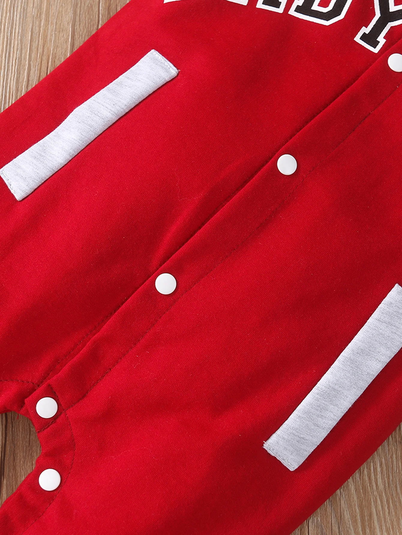 Fashionable letter printed long sleeved round neck cute and personalized baby boy jumpsuit thumbnail 5