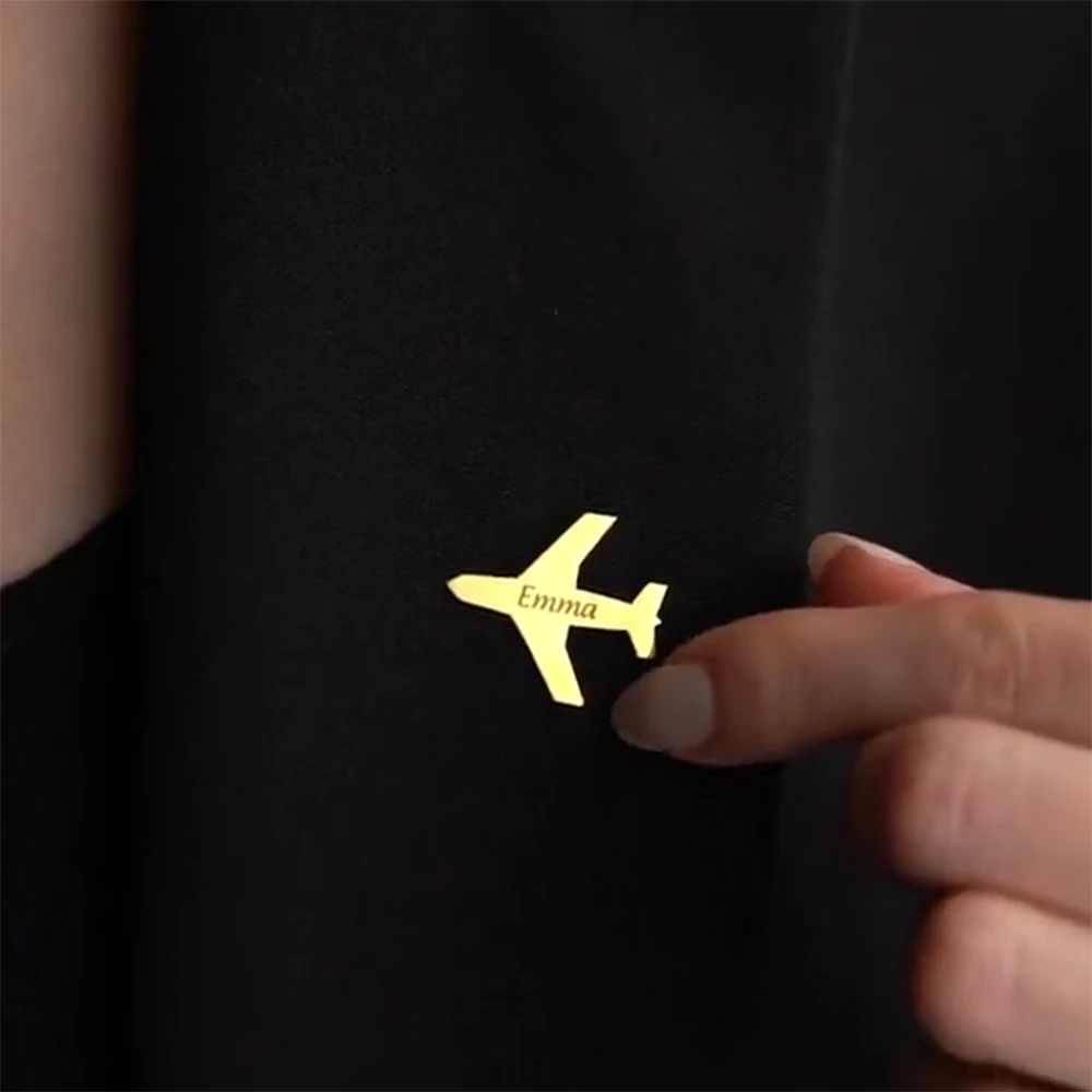 Custom Engraved Name Airplane Name Tag Brooch Personalized Stainless Steel Tag Emblem Pin Party Baby Shower Guest Wedding Decor thumbnail 4