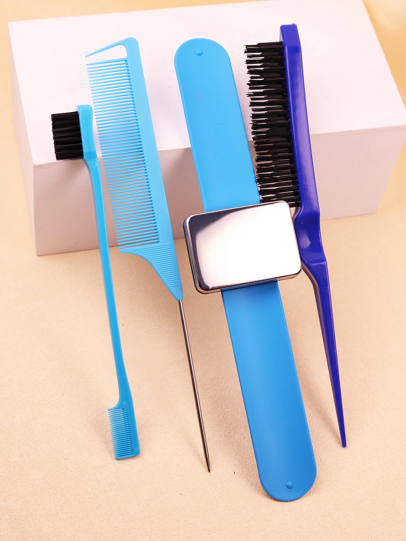4pcshair brush, magnetic wristband, edge controlled tear comb, hair clip, silicone wrist strap，Special for real hair wigs thumbnail 5