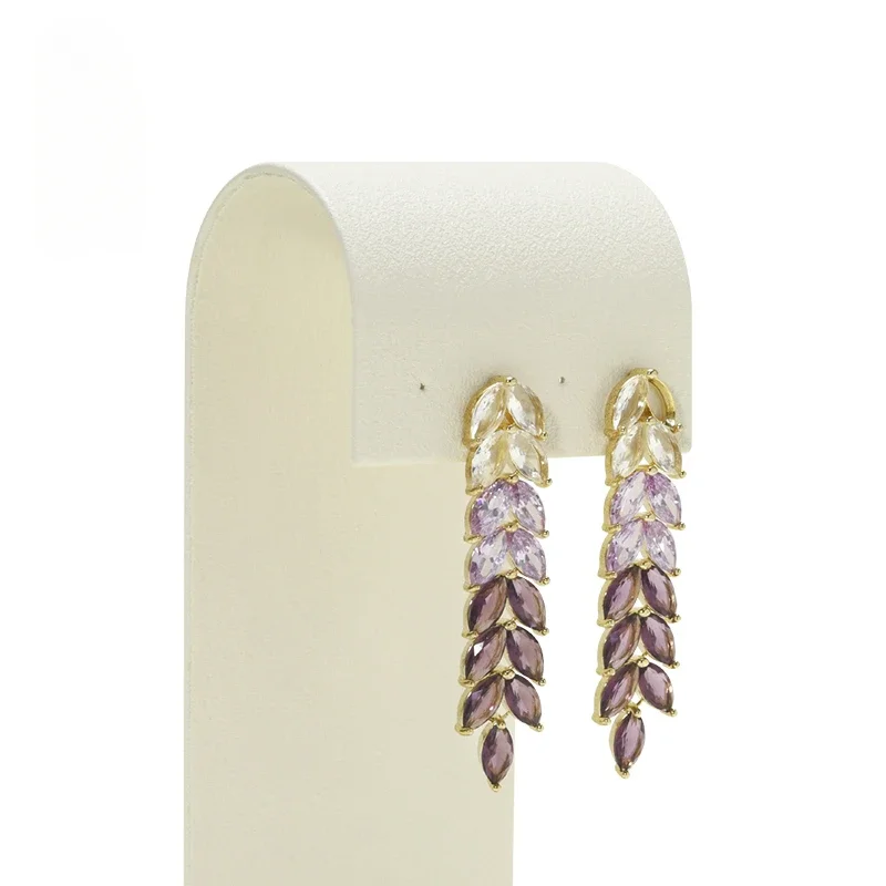 High end showcase jewelry display props, rings, necklaces, earrings display racks, counters, jewelry display sets, and tables thumbnail 3