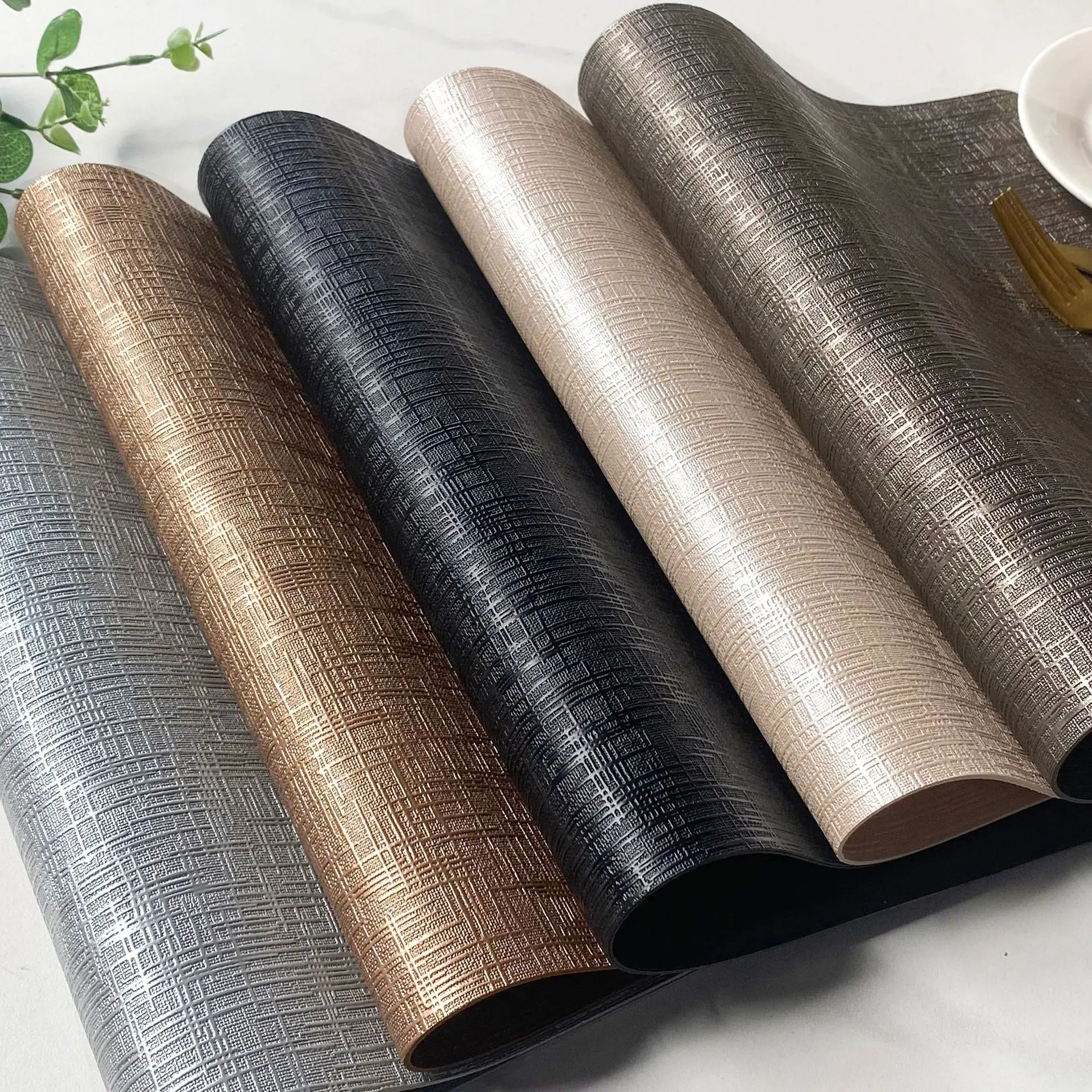 Metal Patterned Double-sided Circular Oval Droplet Shaped Placemats,PVC Leather Insulated,Waterproof,Non Slip Dining Table Mats thumbnail 2