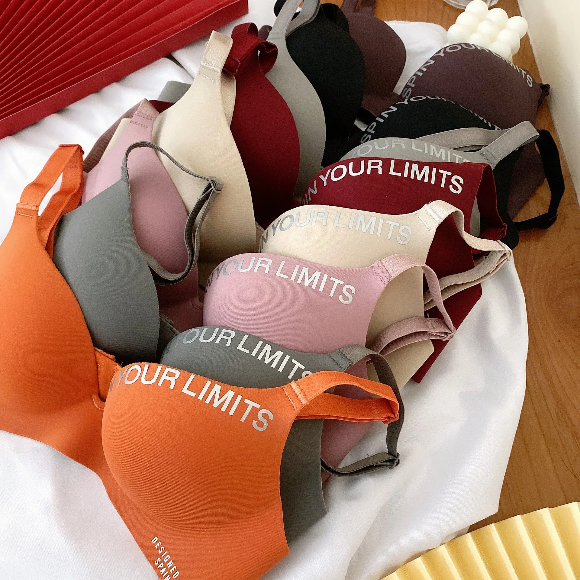 Women Print Seamless Bra Sexy Lingerie Floral Push Up Bras One-Piece Underwear 2026 Bralette No Steel Rings Gather Brassiere thumbnail 2