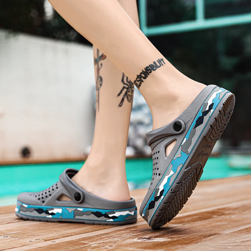 Men's summer casual hole shoes non slip lightweight breathable Two wearing men's sandals fashion comfort beach shoes slippers thumbnail 3