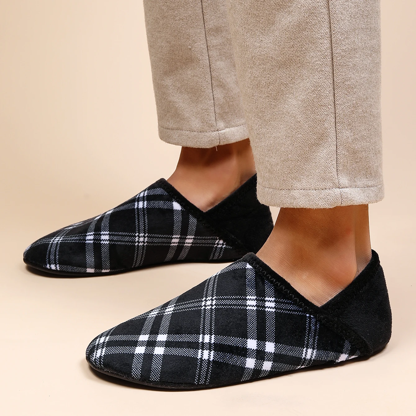 Indoor cotton slippers men's casual shoes soft-soled non-slip lightweight men's shoes thumbnail 4