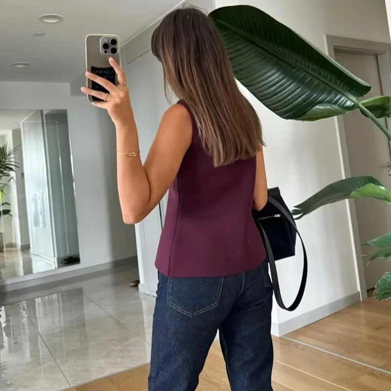 HXAO 2024 Woman Burgundy Knit Vest Women's Vest Fall Crop Sleeveless Waistcoat Bustier V Neck Sweaters New Knitwear Hot Cardigan thumbnail 6