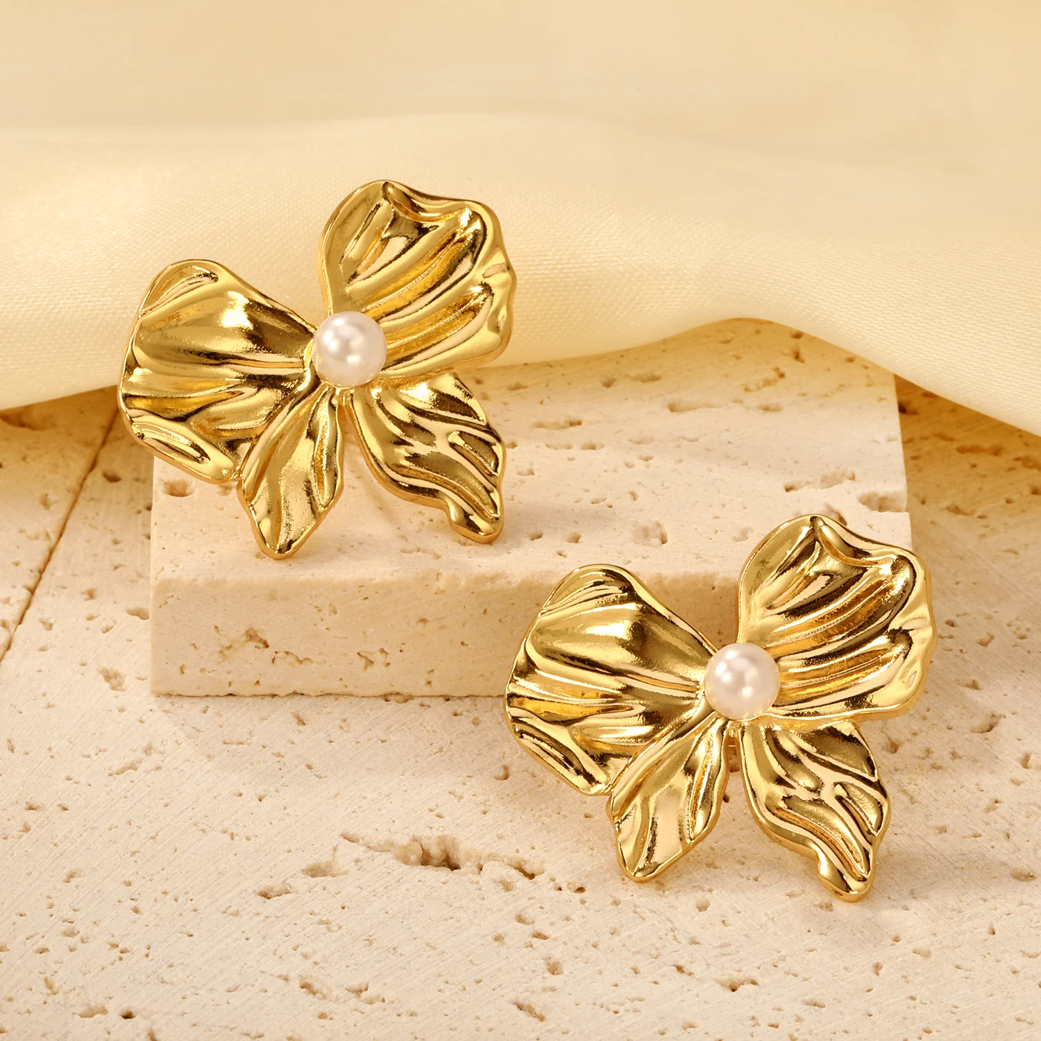 LUXUSTEEL Shell Water Drop Golden Imitaiton Pearl Women Stud Earrings Stainless Steel Heart Female Earring Elegant Jewelry Gifts thumbnail 5