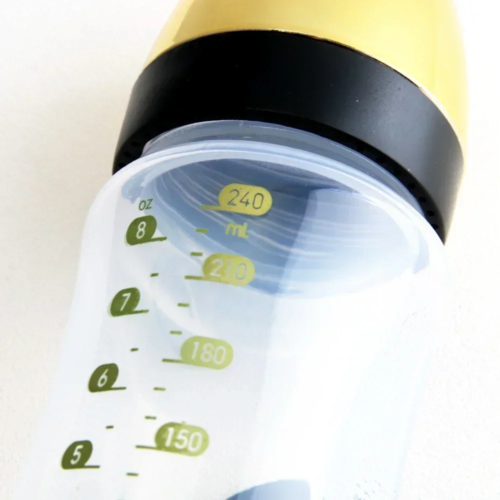 Baby Cute Cartoon Nursing Bottle Newborn Baby Milk Bottle Nursing Bottle Anti-Choke Design BPA Free 240ml 8oz for Newborn Baby thumbnail 3