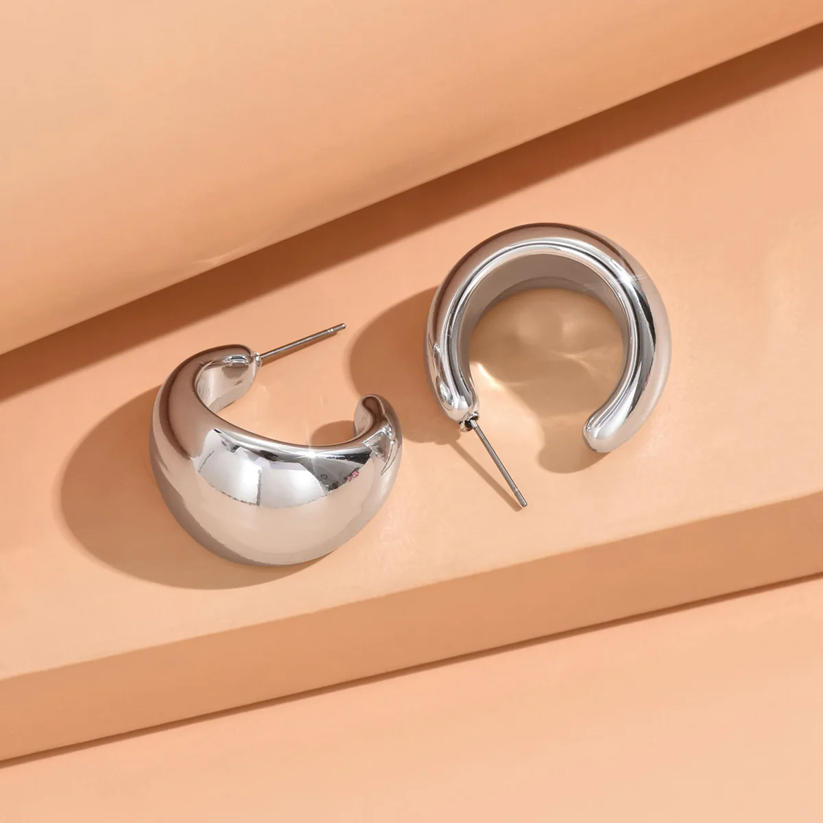 Stainless Steel Smooth Metal Chunky Dome Drop Earrings for Women Fashion Thick C-Shaped Hoop Earrings Punk  Aesthetics Jewelry thumbnail 5