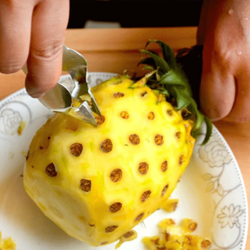 1pc Household Pineapple Strawberry Gourd Seed Digging Clip Tip Triangle Clip  Pineapple Core Remover Kitchen Tools thumbnail 5