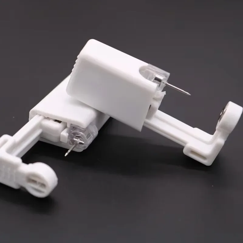 Safety Ear Piercing Gun Kit Women Men Disposable White Plastic Sterile Ear Piercing Device Fashion Simple Jewelry Piercing Tools thumbnail 5