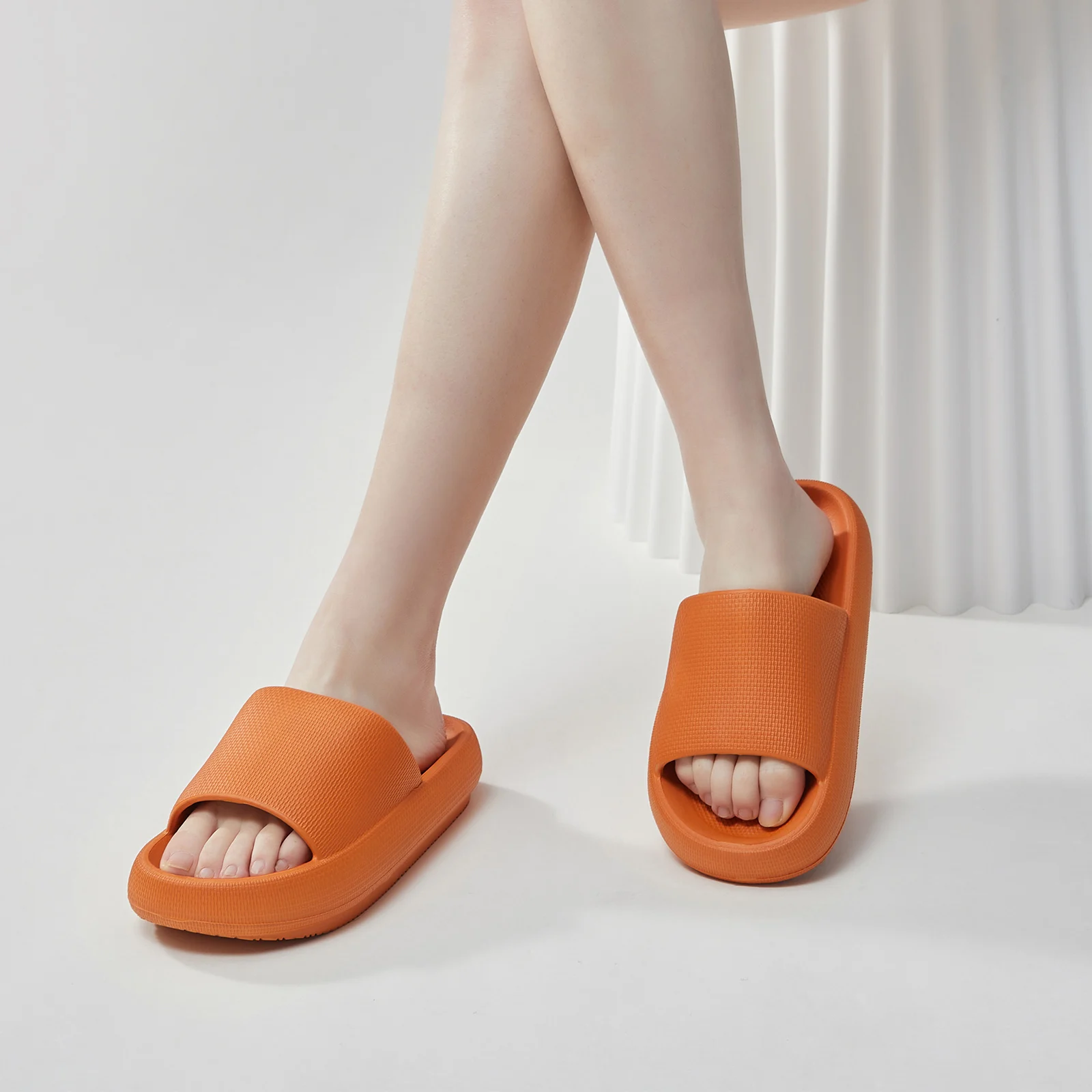 UTUNE Men’s Non-slip Slides Summer Indoor Slippers, Thick Sole Breathable Soft Sandals, Comfy Casual Home House Footwear thumbnail 4
