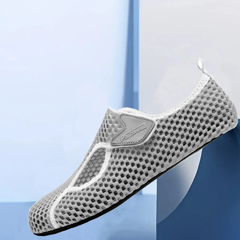 Unisex outdoor water shoes Comfortable quick drying beach socks Barefoot shoes Men women Swimming sneakers Yoga casual shoes thumbnail 6