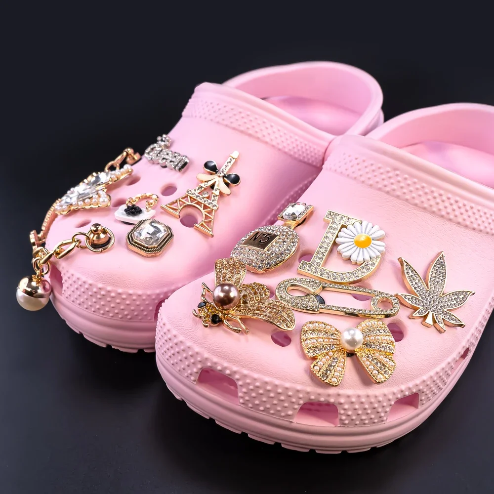 1pcs Designer Golden Crown Metal Shoe Charms Sea Star Shell Luxury Decorations for Shoe Accessorie Heart Pins for Women Girls thumbnail 5