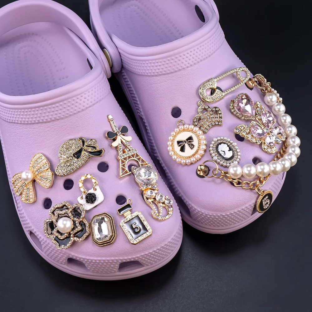 1pcs Designer Golden Crown Metal Shoe Charms Sea Star Shell Luxury Decorations for Shoe Accessorie Heart Pins for Women Girls thumbnail 4