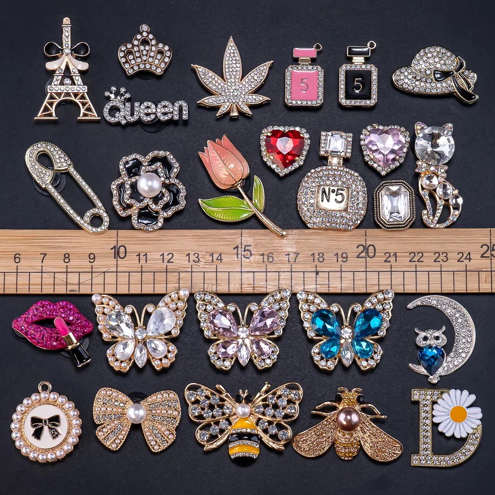 1pcs Designer Golden Crown Metal Shoe Charms Sea Star Shell Luxury Decorations for Shoe Accessorie Heart Pins for Women Girls thumbnail 6