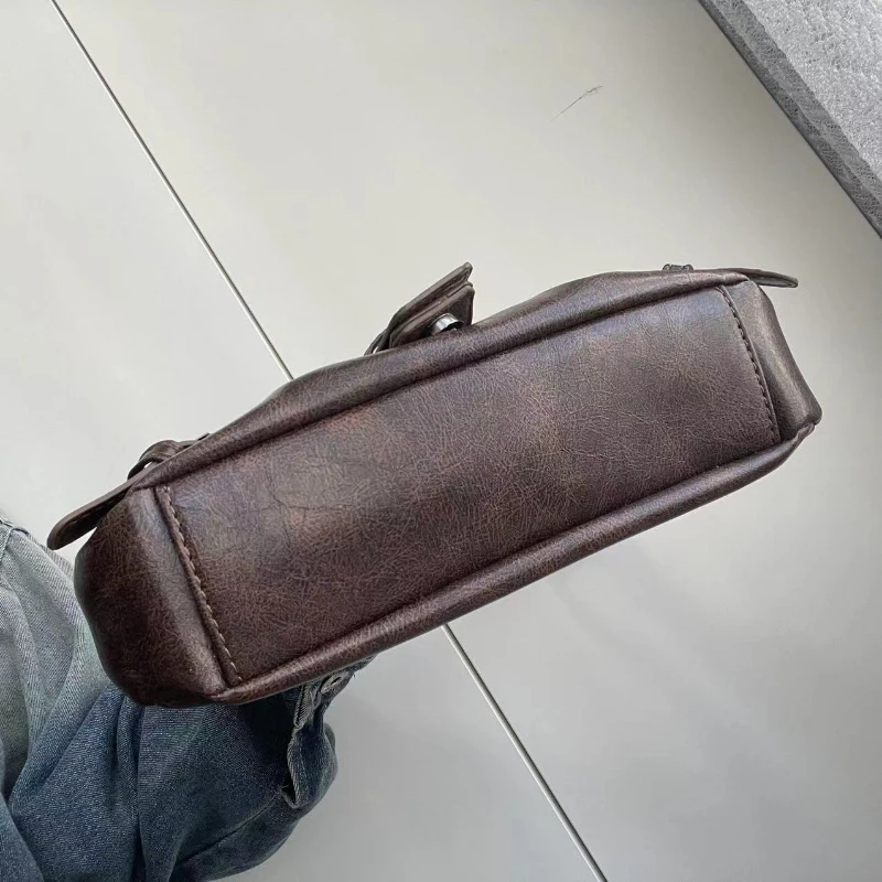 2025 Spring Hot Selling Maillard Style Retro Style Small Bag Spicy Girl Y2K Wasteland Style Vintage Leather Shoulder Armpit Bag thumbnail 3